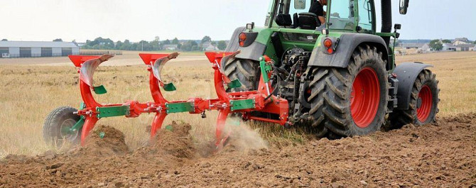 Плуг оборотный Agro-Masz PO с рессорной защитой 3-5 корпусной Санкт-Петербург - изображение 1
