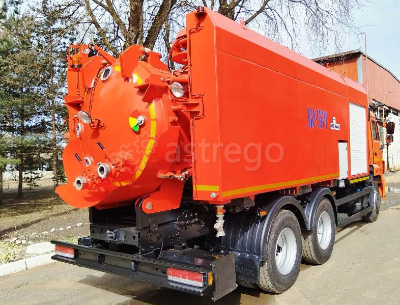 КО-564 комбинированная на шасси КАМАЗ 65115 (6м3 + 5,45м3 ил/вода) Краснодар - изображение 1