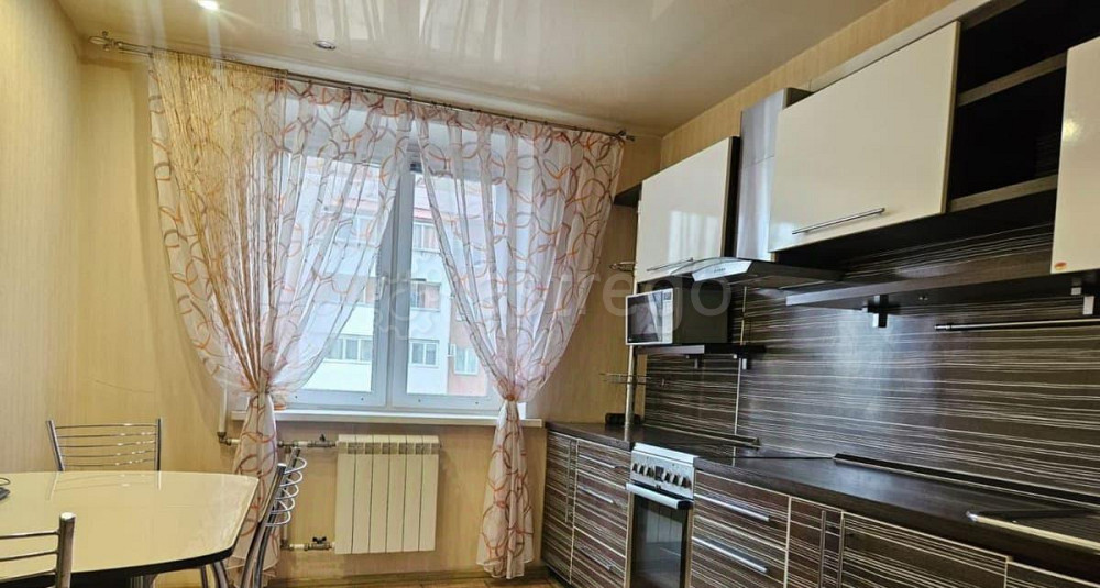 3-комн. квартира, 67.4 м2, 3/5 эт. Благовещенск - изображение 1