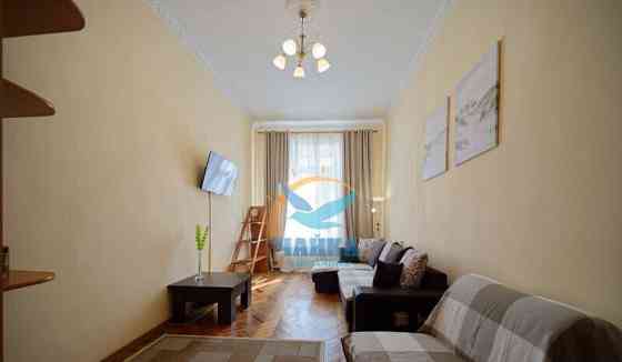 2-комн. квартира, 80 м2, 4/4 эт. Санкт-Петербург