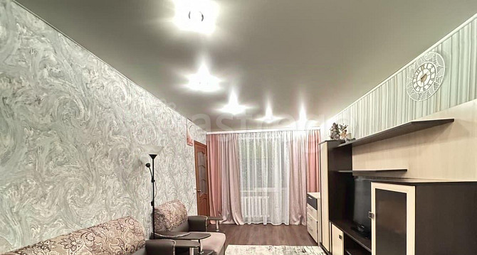2-комн. квартира, 39.9 м2, 5/5 эт. Рубцовск - изображение 1