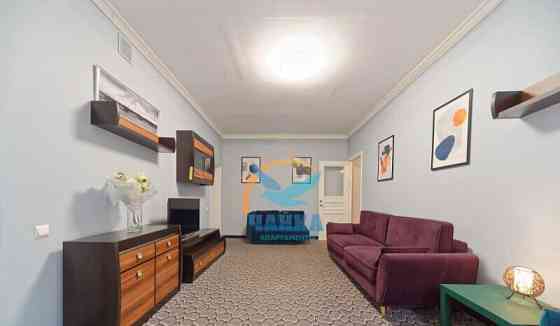 2-комн. квартира, 76 м2, 4/5 эт. Санкт-Петербург