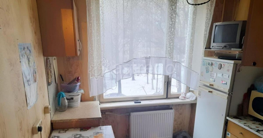 Комната, 50 м2, 2/9 эт. Санкт-Петербург - изображение 1