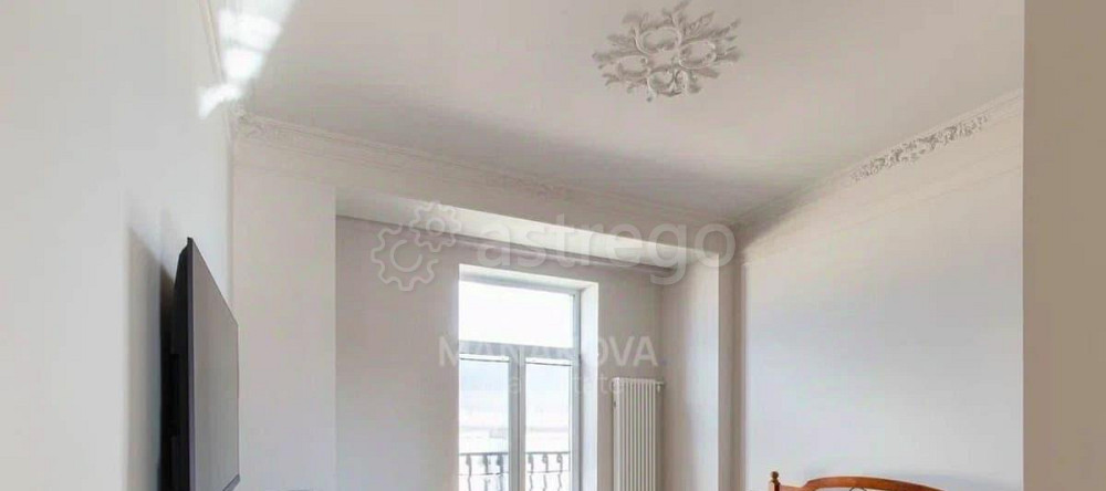 3-комн. квартира, 111 м2, 7/7 эт. Санкт-Петербург - изображение 1