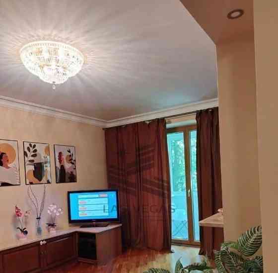 3-комн. квартира, 85 м2, 3/3 эт. Москва