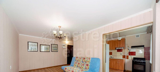 2-комн. квартира, 40.7 м2, 3/4 эт. Бийск - изображение 2