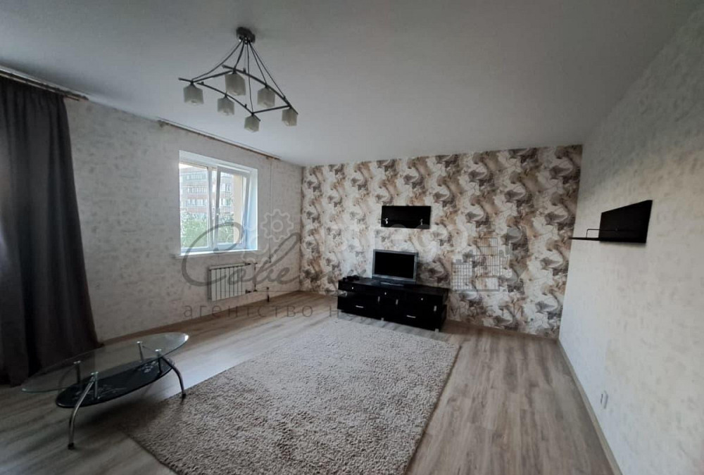 3-комн. квартира, 150 м2, 5/5 эт. Старый Оскол - изображение 1