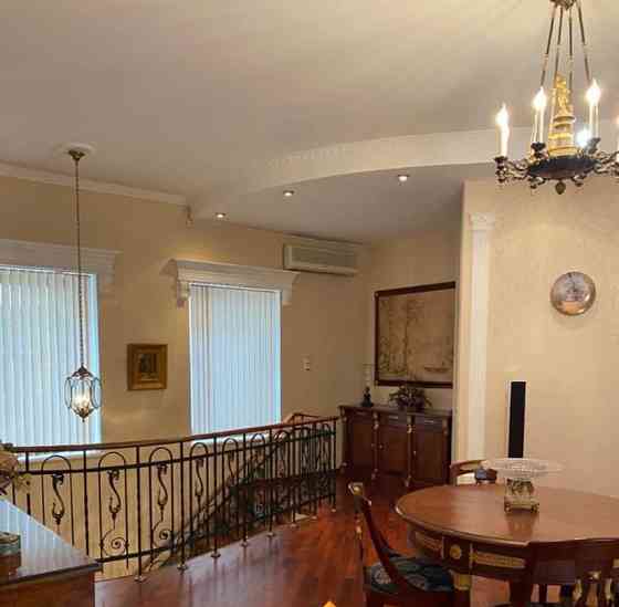 5-комн. квартира, 213.5 м2, 2/3 эт. Санкт-Петербург