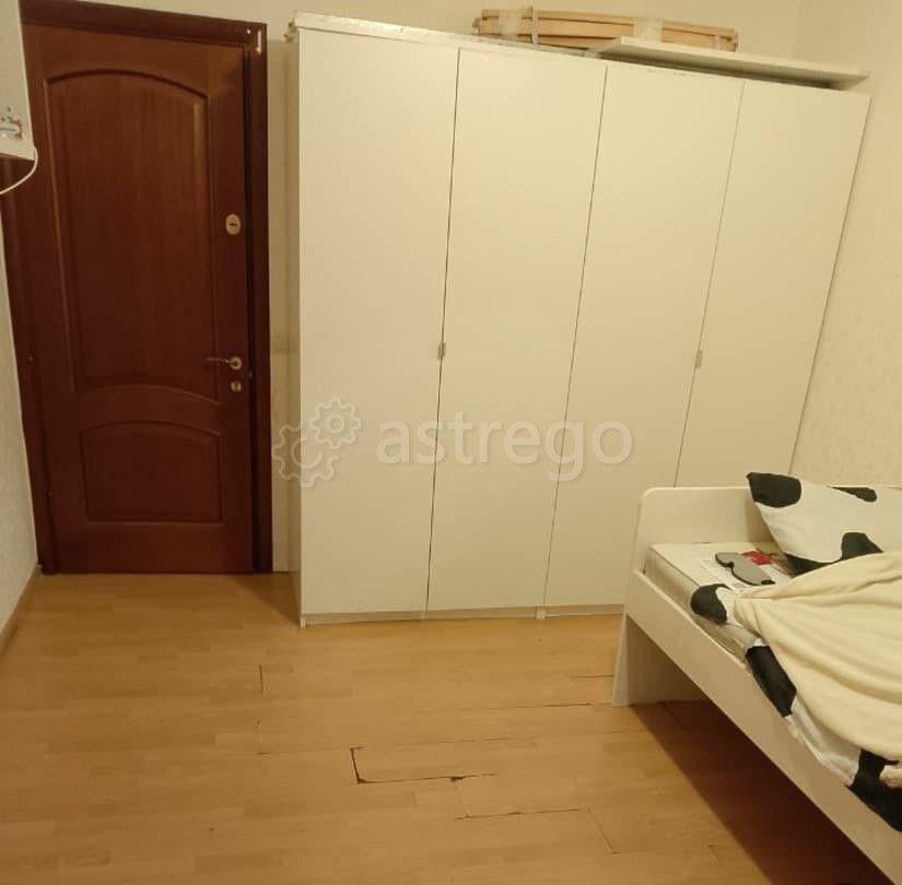Комната, 14 м2, 1/12 эт. Москва - изображение 1