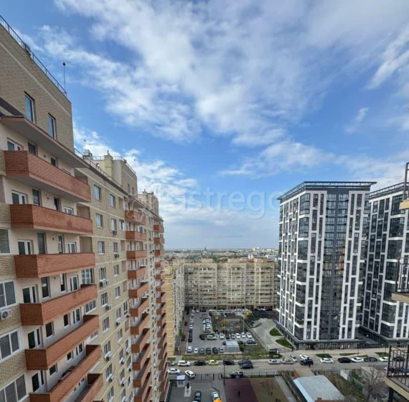 3-комн. квартира, 90.9 м2, 15/17 эт. Астрахань - изображение 1