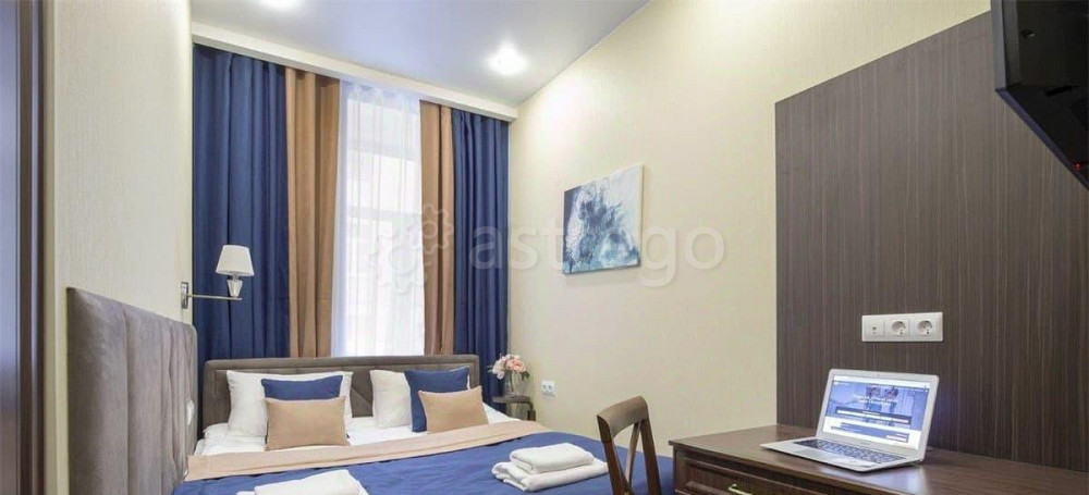 Комната, 13 м2, 1/5 эт. Санкт-Петербург - изображение 1