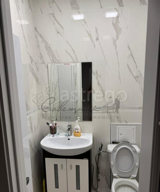 3-комн. квартира, 98 м2, 6/9 эт. Старый Оскол - изображение 3