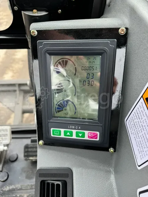 Гусеничный мини-Экскаватор YNIX YN35 Москва - изображение 7