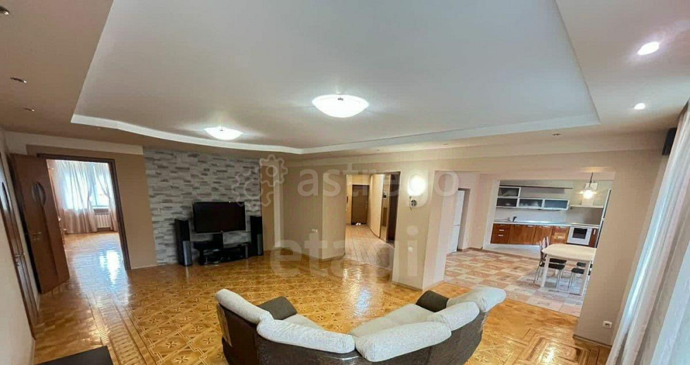 5-комн. квартира, 223 м2, 3/11 эт. Уфа - изображение 1