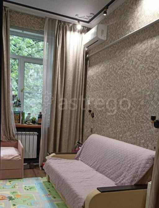 Комната, 18 м2, 1/5 эт. Москва - изображение 2