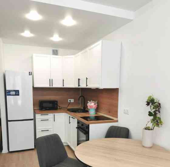 1-комн. квартира, 40 м2, 2/33 эт. Москва