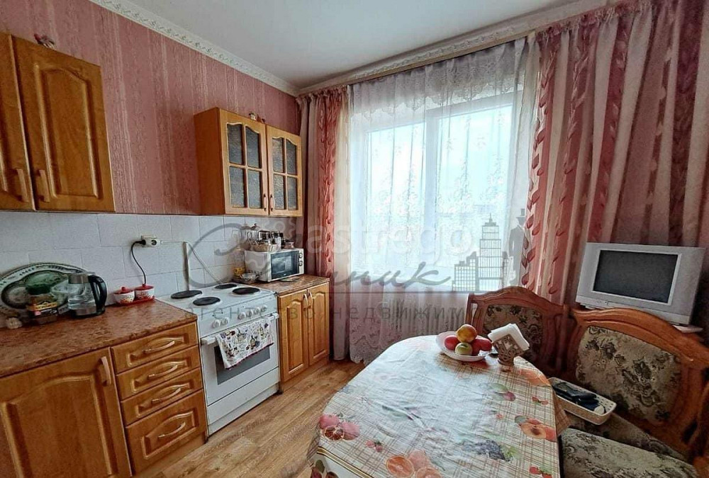 3-комн. квартира, 63 м2, 8/9 эт. Старый Оскол - изображение 1