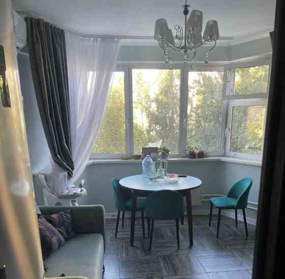 2-комн. квартира, 64 м2, 5/17 эт. Москва