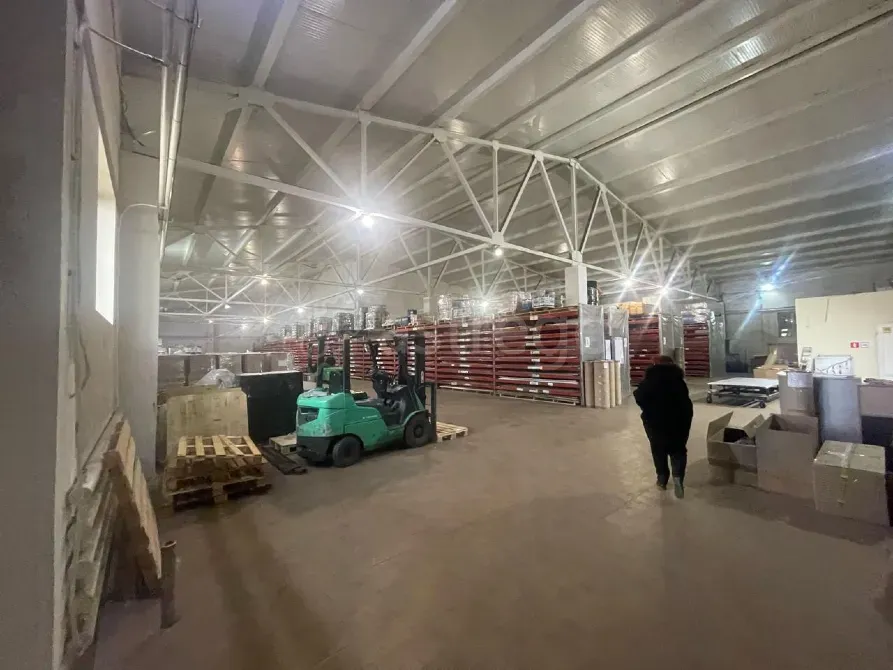 Сдам складское помещение, 1500 м2, долгосрочно Москва - изображение 3