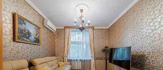 4-комн. квартира, 98 м2, 2/5 эт. Москва