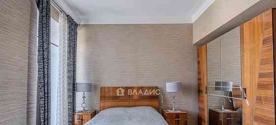 4-комн. квартира, 130 м2, 4/7 эт. Москва