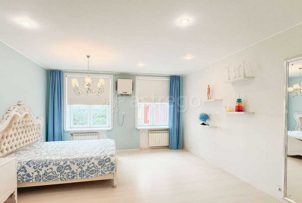 4-комн. квартира, 130 м2, 5/10 эт. Благовещенск - изображение 1