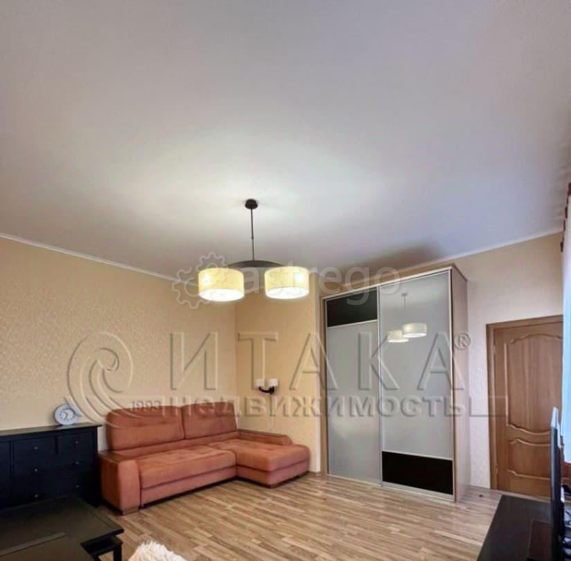 Комната, 43 м2, 2/6 эт. Санкт-Петербург - изображение 7