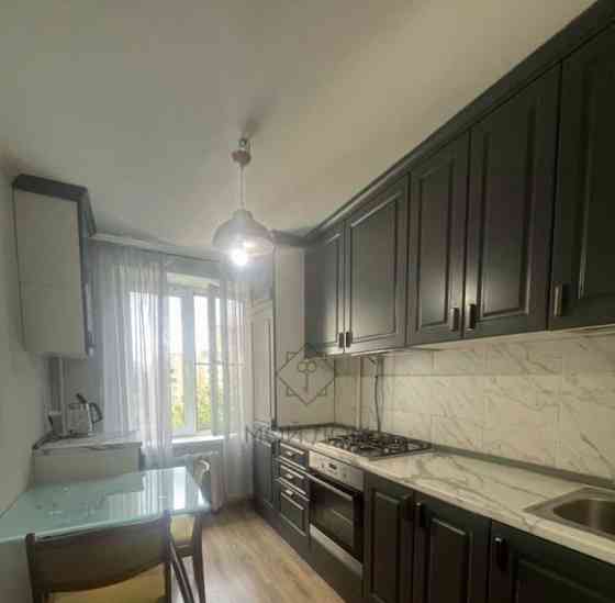 2-комн. квартира, 40 м2, 7/9 эт. Москва