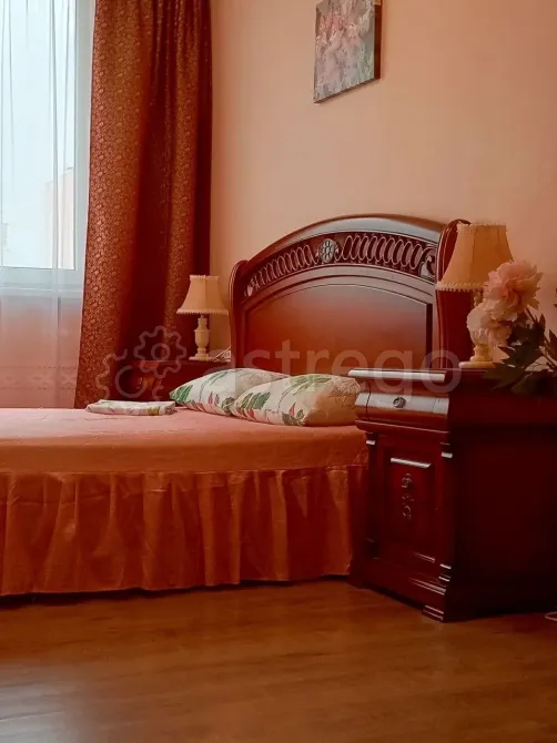 Сдам 1-комн. Квартиру, 46 м2, 5/10 эт., Посуточно Севастополь - изображение 4