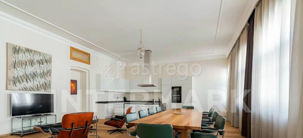 3-комн. квартира, 183 м2, 4/5 эт. Москва - изображение 2