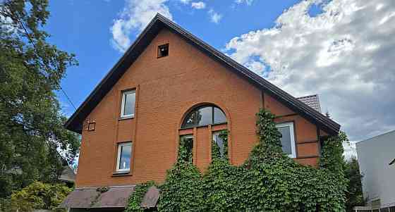 Дом, 324 м2, 8.2 сотки, 3 эт. Санкт-Петербург