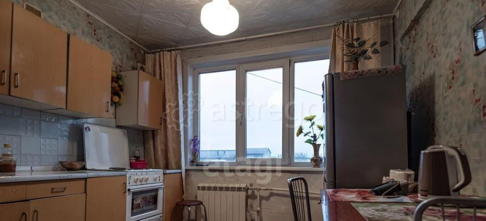 3-комн. квартира, 70 м2, 5/5 эт. Бийск - изображение 1