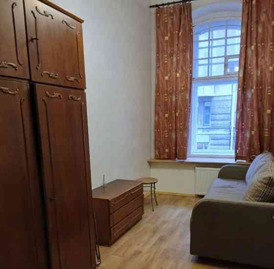 Комната, 12 м2, 2/5 эт. Санкт-Петербург
