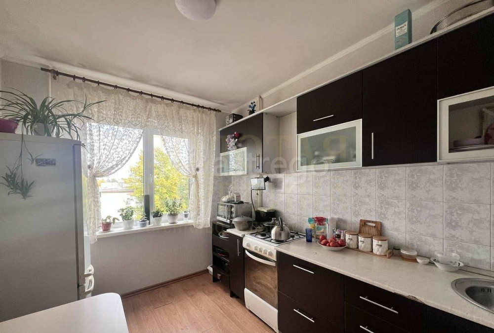 3-комн. квартира, 60 м2, 6/9 эт. Белгород - изображение 1