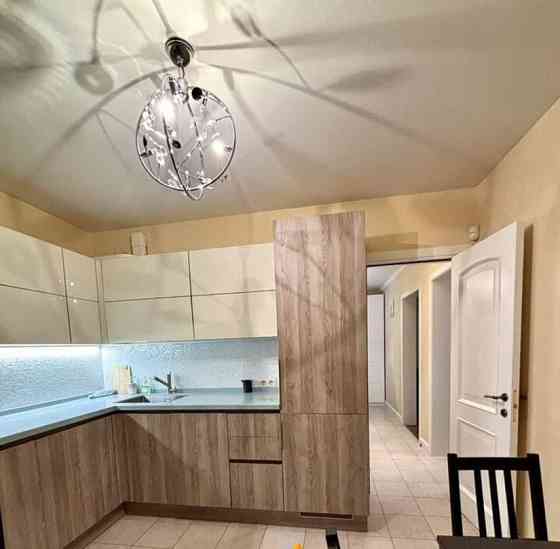 3-комн. квартира, 85 м2, 13/22 эт. Москва