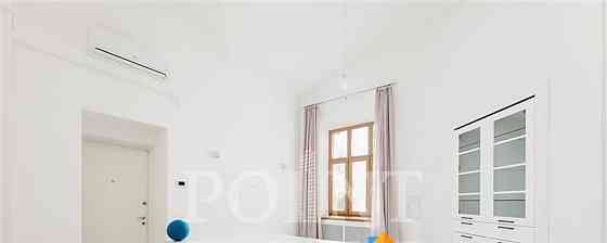 6-комн. квартира, 301 м2, 3/5 эт. Москва