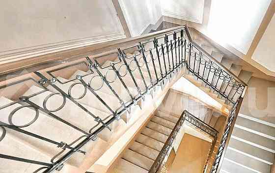 5-комн. квартира, 159.5 м2, 4/4 эт. Москва