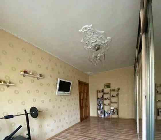4-комн. квартира, 104 м2, 2/5 эт. Санкт-Петербург