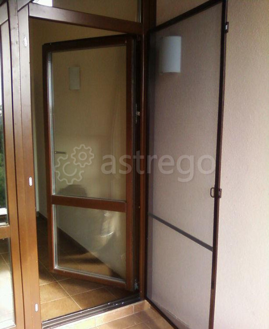 Дверь с москитной сеткой Челябинск - изображение 1