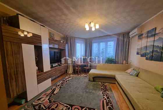 3-комн. квартира, 82.1 м2, 4/10 эт. Москва