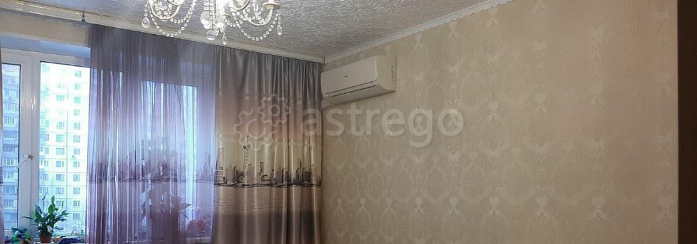 Комната, 63 м2, 7/12 эт. Москва - изображение 1