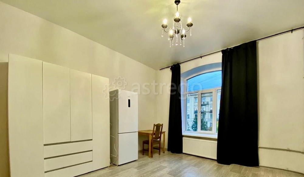 Комната, 20 м2, 4/4 эт. Санкт-Петербург - изображение 1