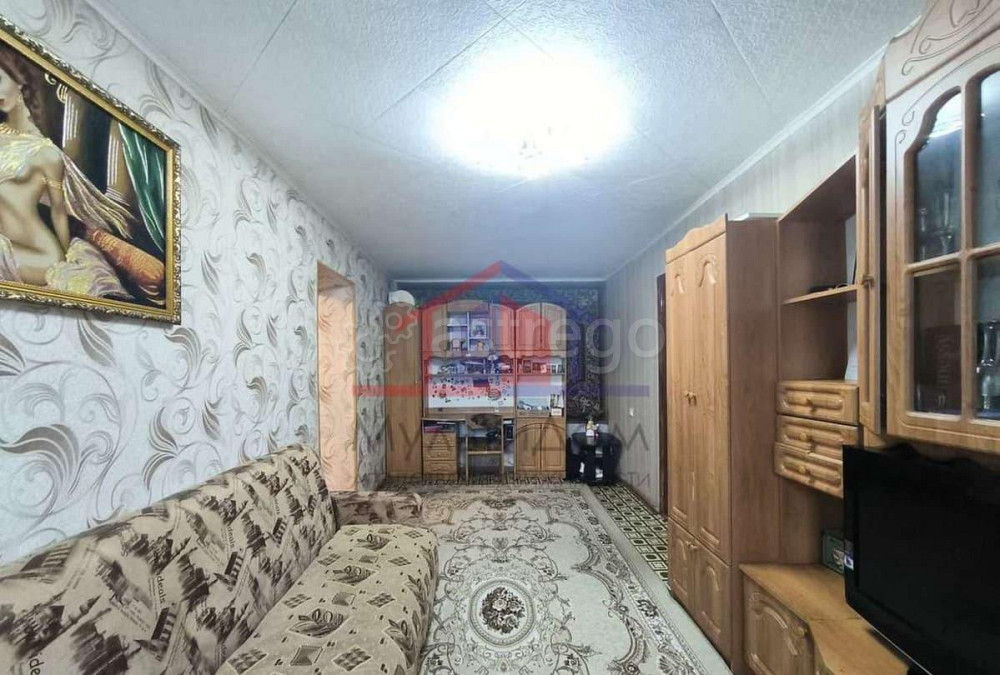 Комната, 15 м2, 3/5 эт. Губкин - изображение 1