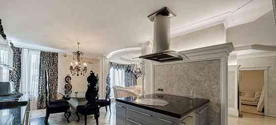 3-комн. квартира, 150 м2, 16/18 эт. Москва