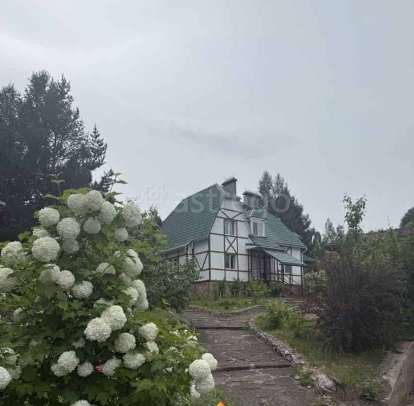 Дом, 200 м2, 10 соток, 3 эт. Красноярск - изображение 1