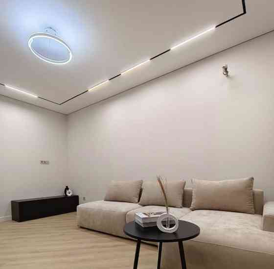 2-комн. квартира, 85 м2, 3/10 эт. Санкт-Петербург