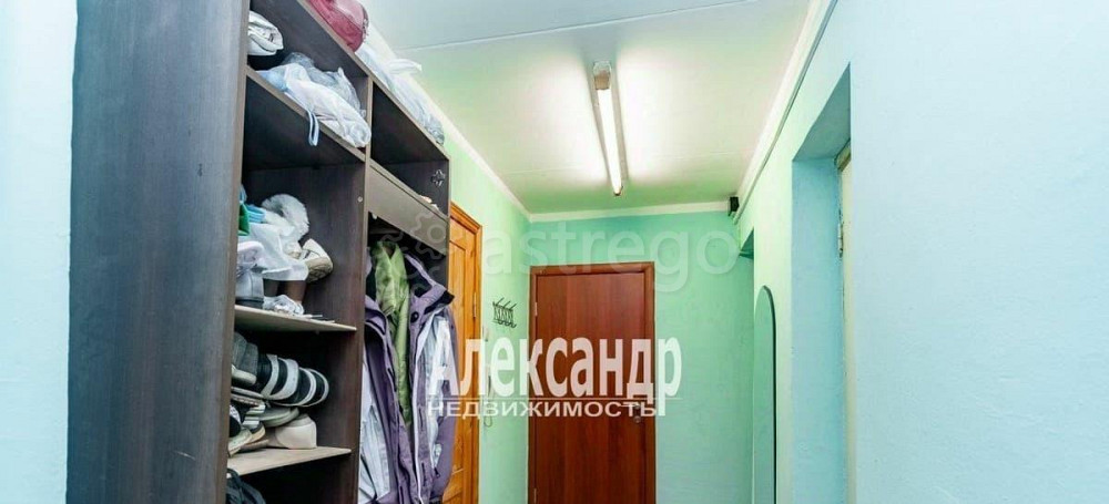 Комната, 12 м2, 7/9 эт. Санкт-Петербург - изображение 2