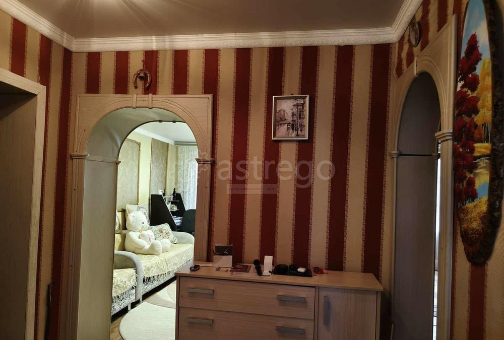 3-комн. квартира, 55.7 м2, 5/5 эт. Строитель - изображение 2