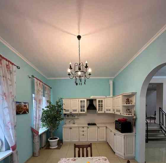 Дом, 360 м2, 3.9 сотки, 3 эт. Астрахань