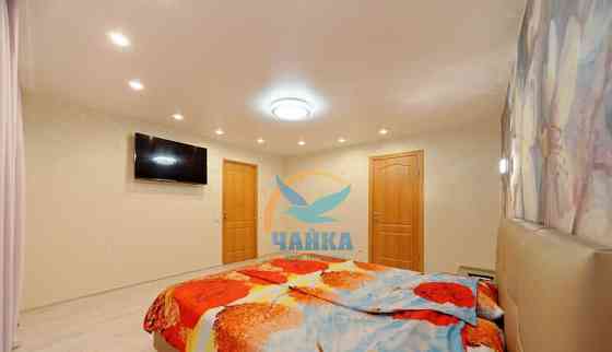 2-комн. квартира, 70 м2, 1/10 эт. Санкт-Петербург